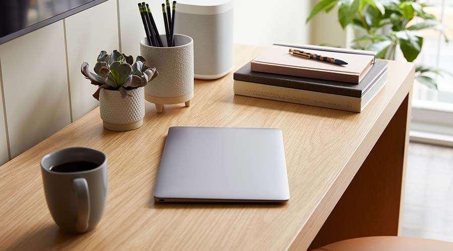 Sentral Michigan Avenue Aparthotel Chicago Rom bilde A closed MacBook Air