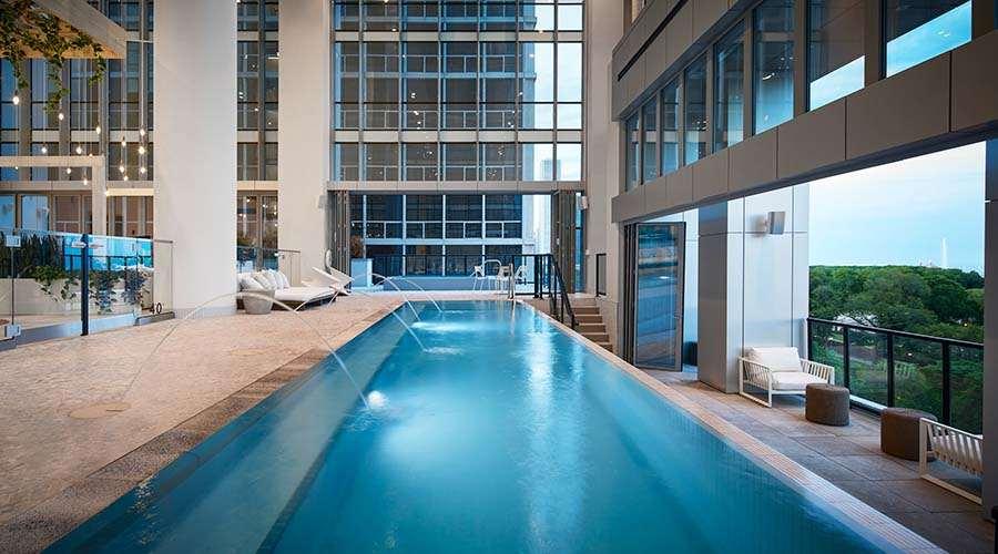 Sentral Michigan Avenue Aparthotel Chicago Eksteriør bilde The pool at the Ritz-Carlton, South Beach