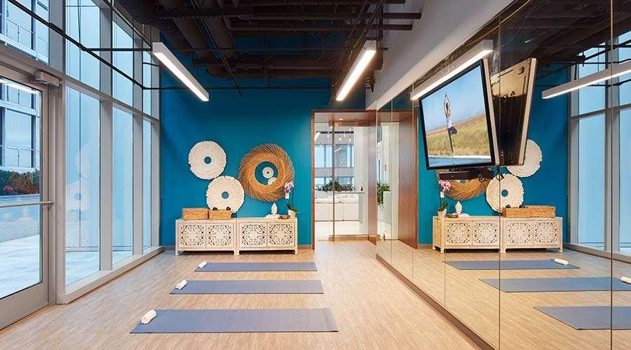 Sentral Michigan Avenue Aparthotel Chicago Fasiliteter bilde The yoga studio at the 1000M building